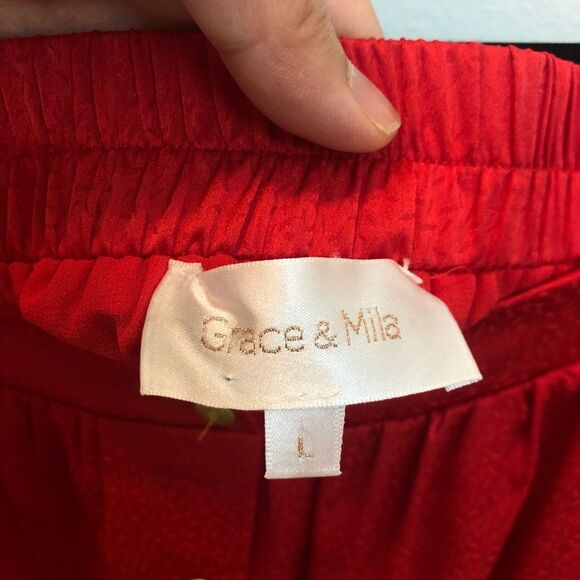 Grace & Mila Servane Mini Skirt Red Button Detail - Picture 3 of 7